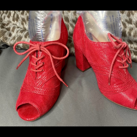 Anthro Seychelles Eternity Red Lace Up Bootie - Picture 7 of 12